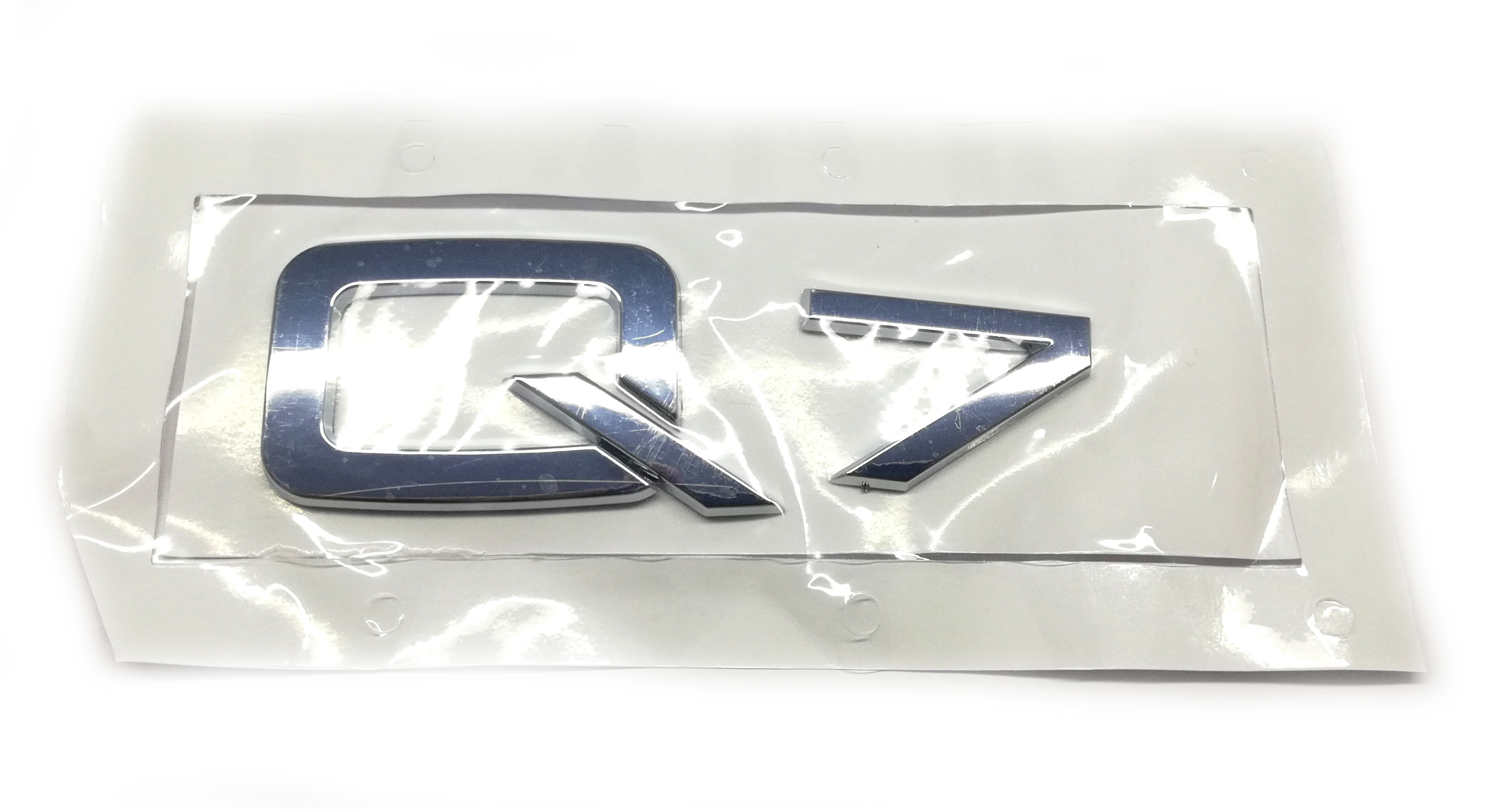 Emblemat napis literki Q7 Q 7 chromowany do Audi , na