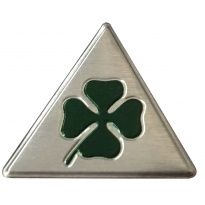 Emblemat Aluminiowy Koniczynka Mała trójkątna 3D, Quadrifoglio Verde czyli czterolistna Zielona Koniczyna ,trójkąt o boku 2cm, E518