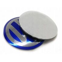 Emblematy naklejki samochodowe aluminiowy zamiennik oryginału do VW Volkswagen niebieskie 56mm, wykonane z aluminium z taśmą dwustronną na kołpaki dekielki
